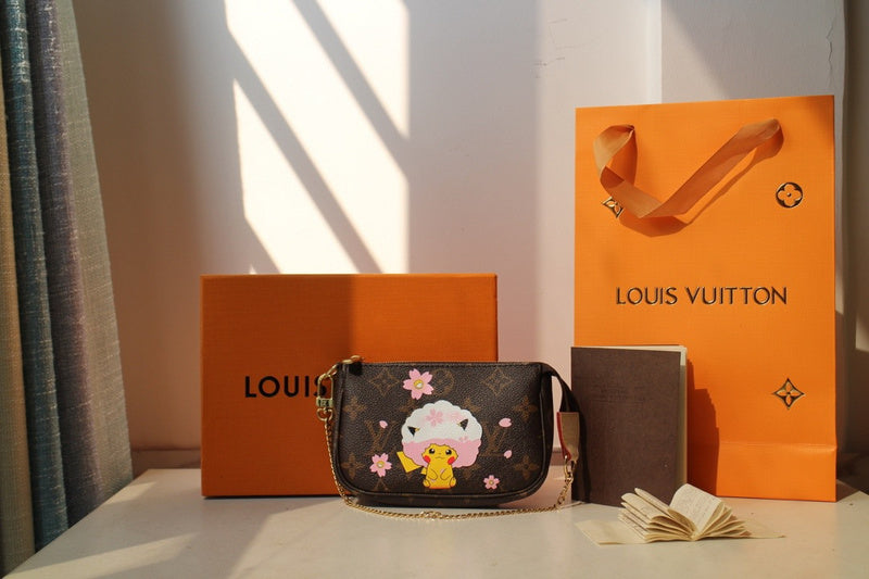 LOV2 Bags - Luxurious Bags  1823
