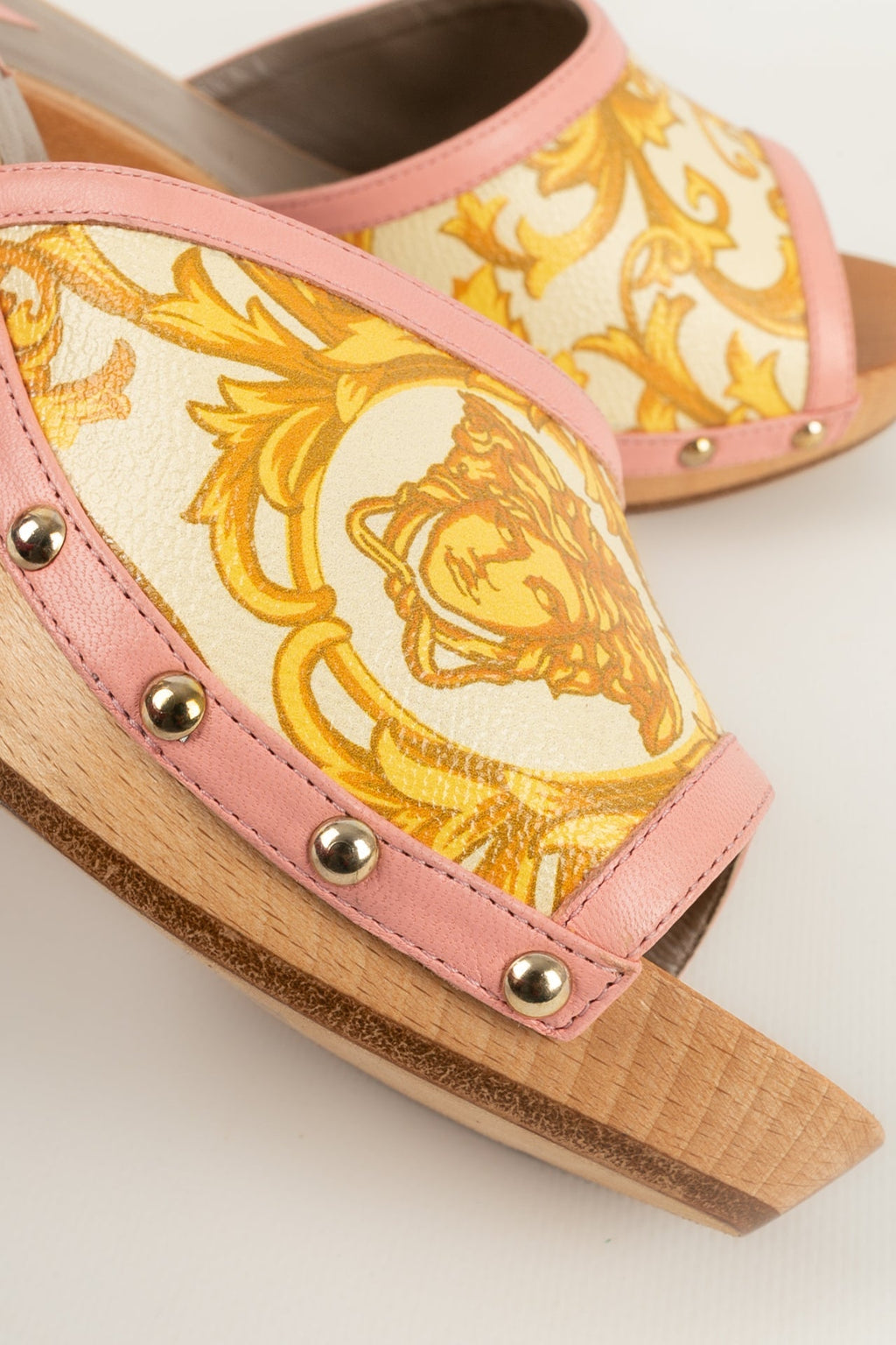 Chaussures mules Versace