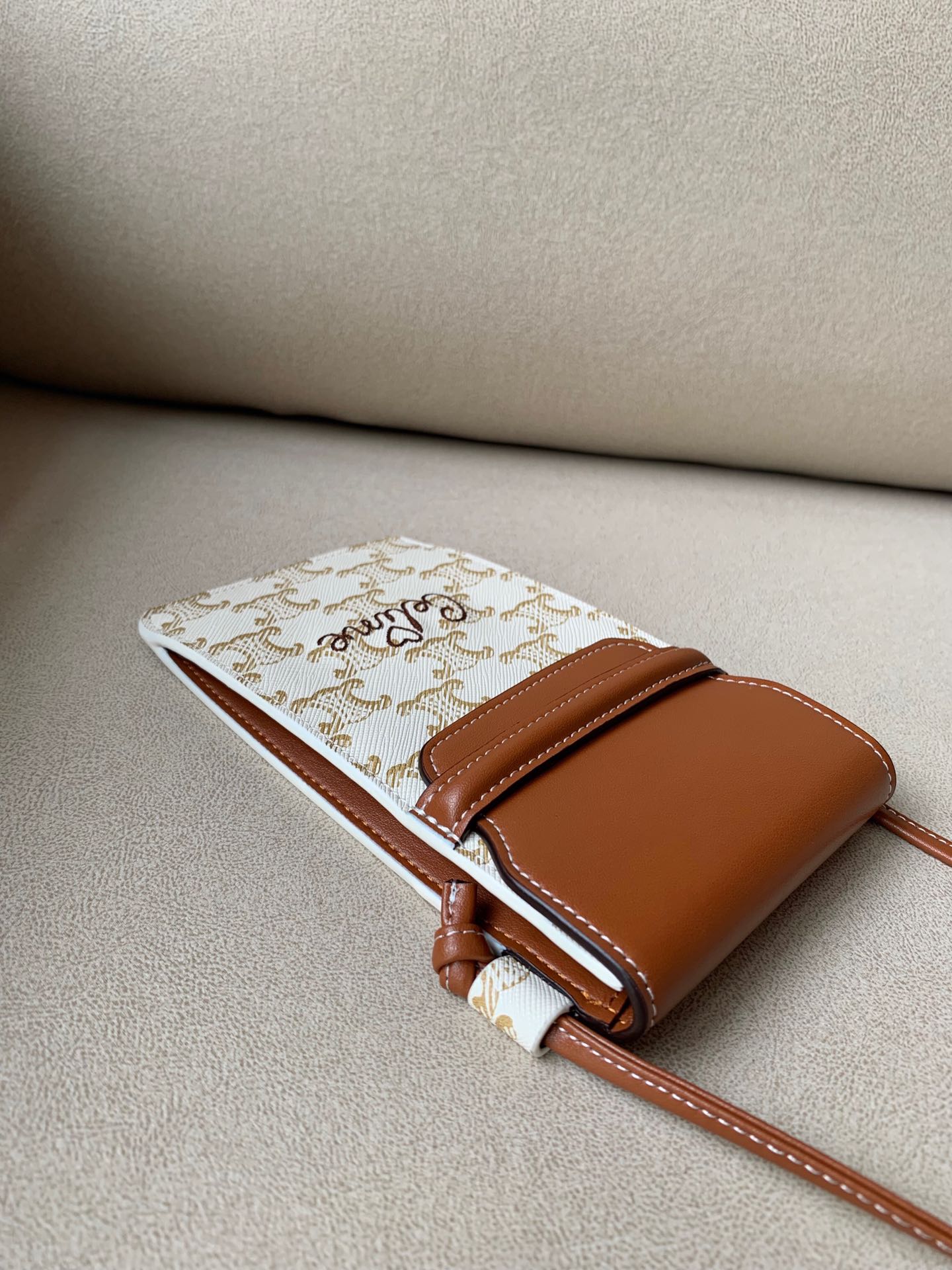 GLAMI Printed Embroidered GlamIip Phone Bag White For Women 7.2in/18cmÃƒâ€šÃ‚Â 