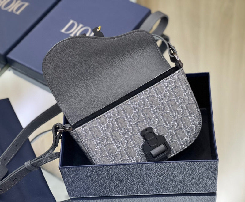 ELE - Dir Bags - 1339