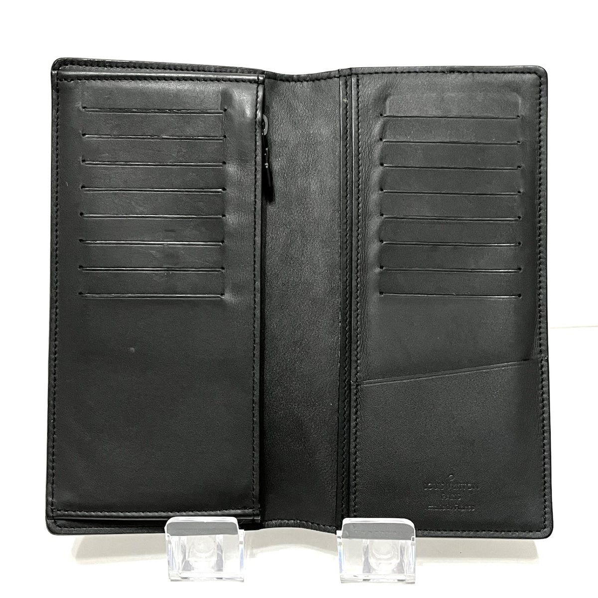 Louis Vuitton Brazza  Leather Wallet  ()