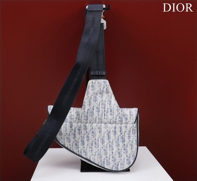 ELE - Dir Bags - 2013