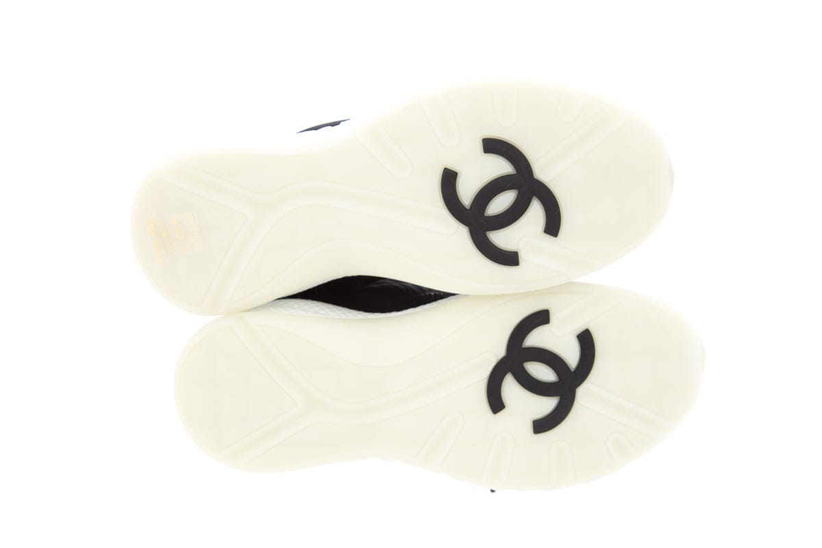 Chanel Black Nylon & Suede Snow Booties SZ 37.5