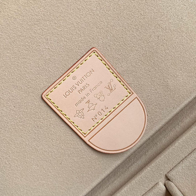 LOV2 Bags - Luxurious Bags  1915