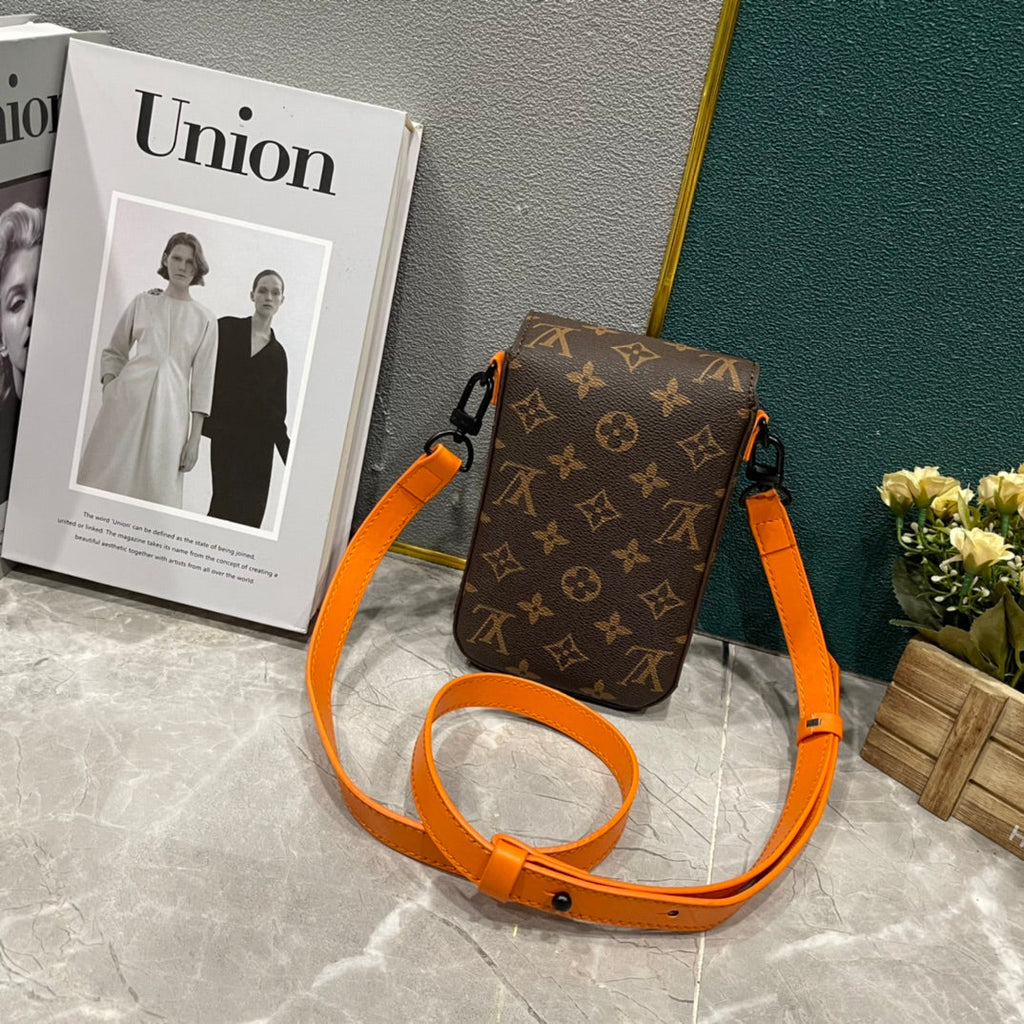 EN - Luxury Bags LUV 805