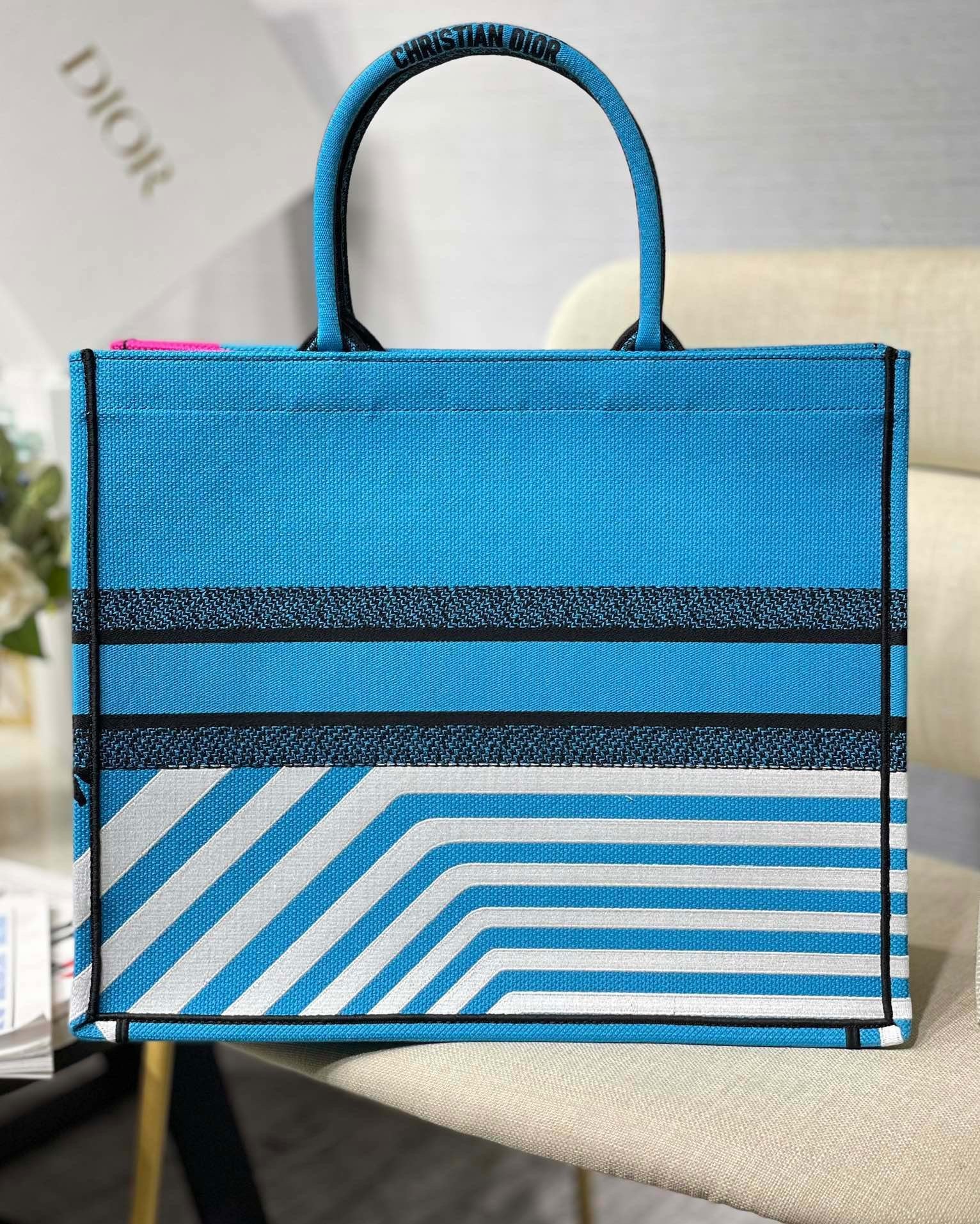 GLAMI Large Book Tote Blue And Pink, For Women, WomenÃ¢â‚¬â„¢s Handbags 16.5in/42cm CD