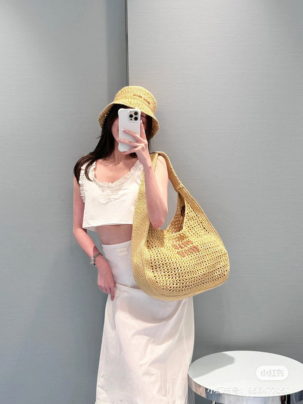 Glami - MMU Women Clothes - 238