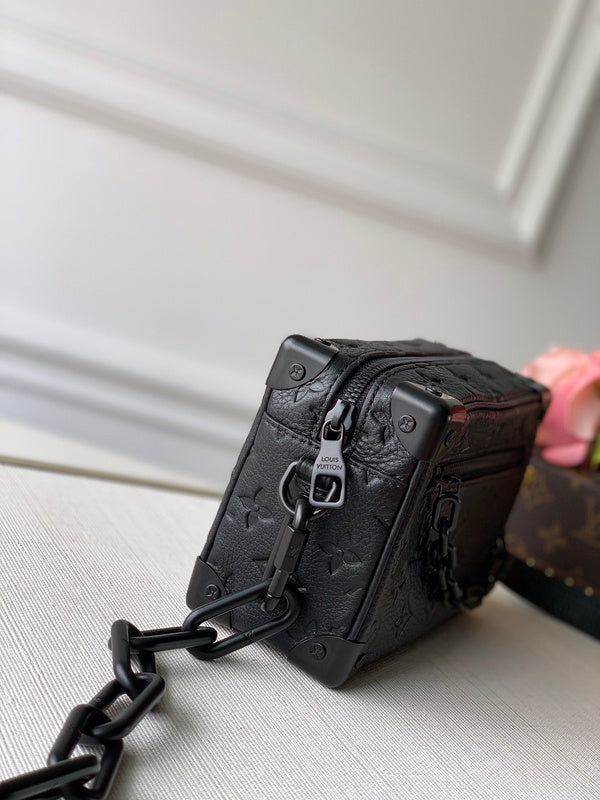 LOV2 Bags - Luxurious Bags  2617