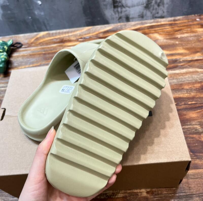 SAMC - YZO Sneakers - 142