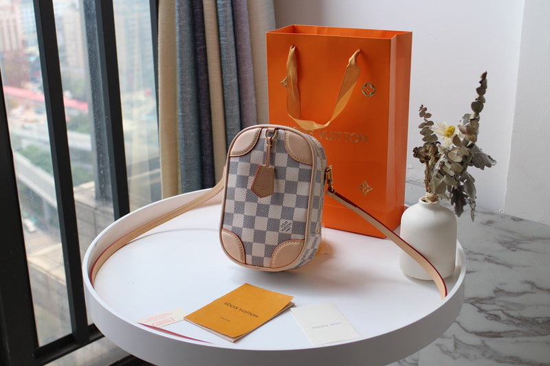 LOV2 Bags - Luxurious Bags  1675
