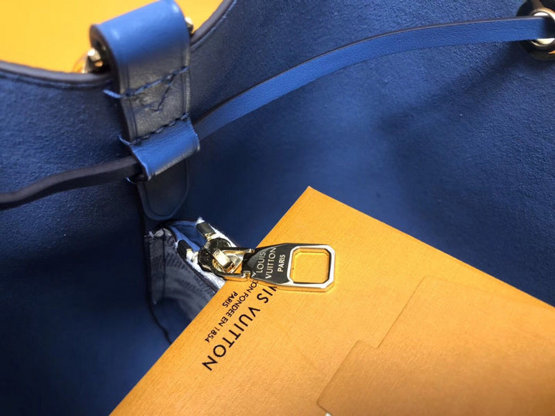 LOV2 Bags - Luxurious Bags  2025