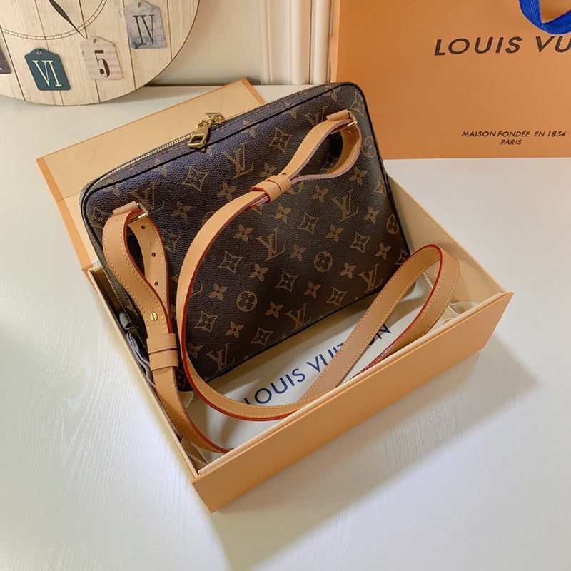 LOV2 Bags - Luxurious Bags  1812