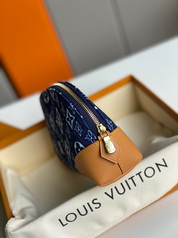 LOV2 Bags - Luxurious Bags  1585