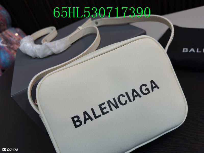 ELE Fashion - BGA Bags - 1702