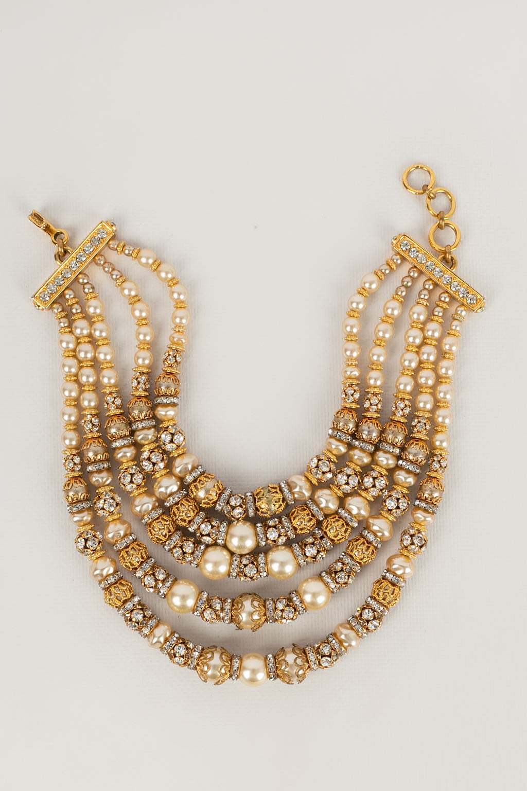 Collier court de perles nacrÃƒÆ’Ã‚Â©es et strass