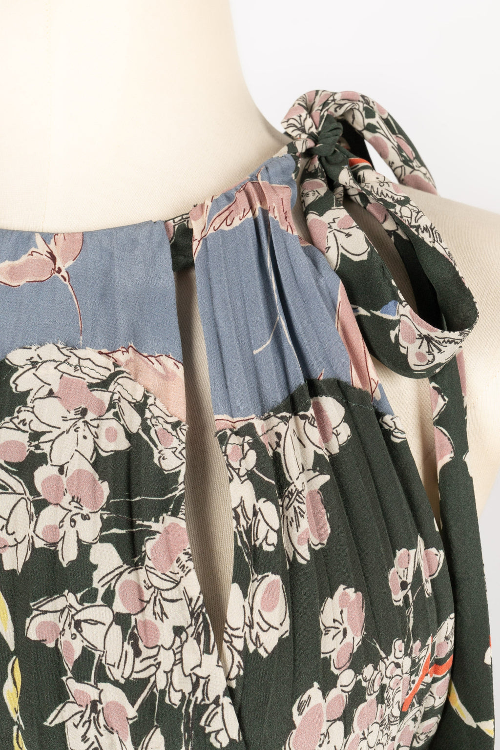 Robe plissÃƒÆ’Ã‚Â©e en soie Valentino