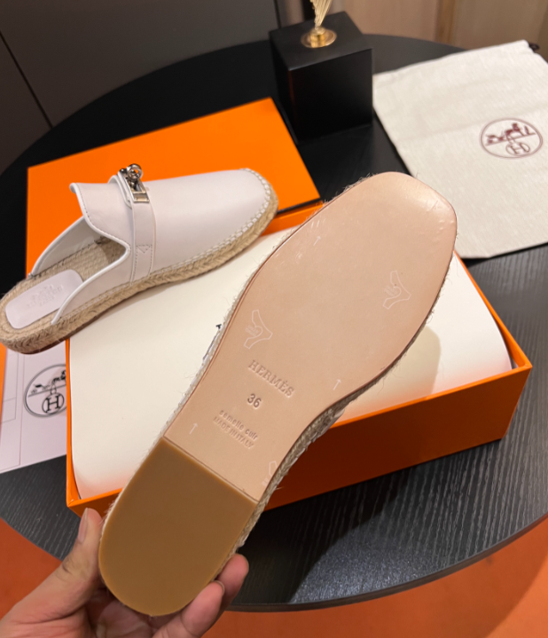 SAMC - HMS Women Shoes - 564