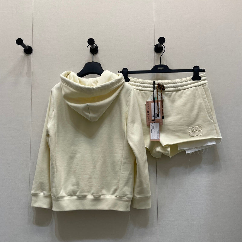 Glami - MMU Women Clothes - 666