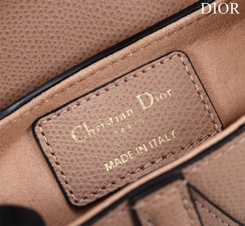 ELE - Dir Bags - 1520
