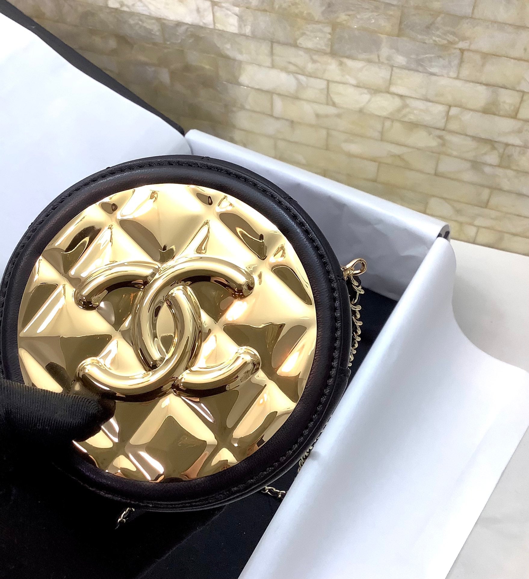 CHLRound Sling Bag Gold Toned For Women 4.7in/12cm