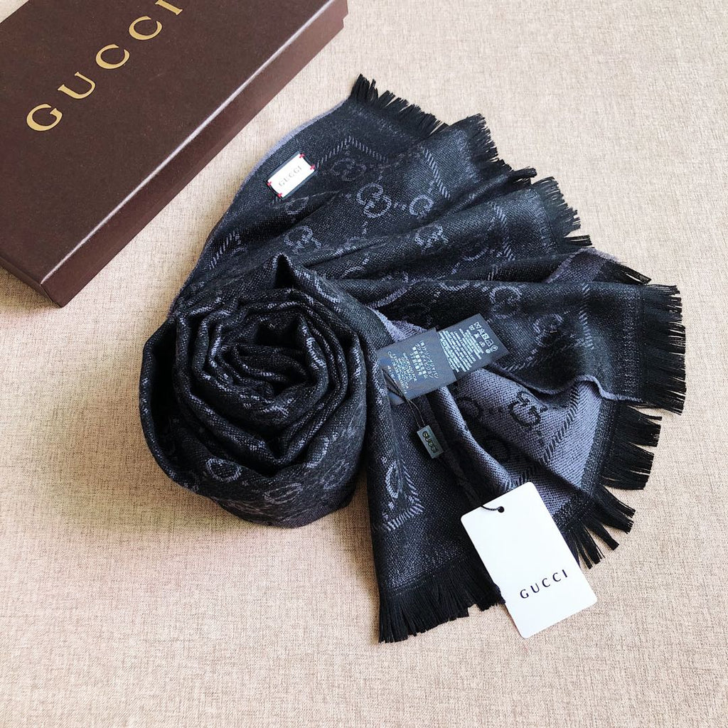 EN - Luxury GCI Scarf 011