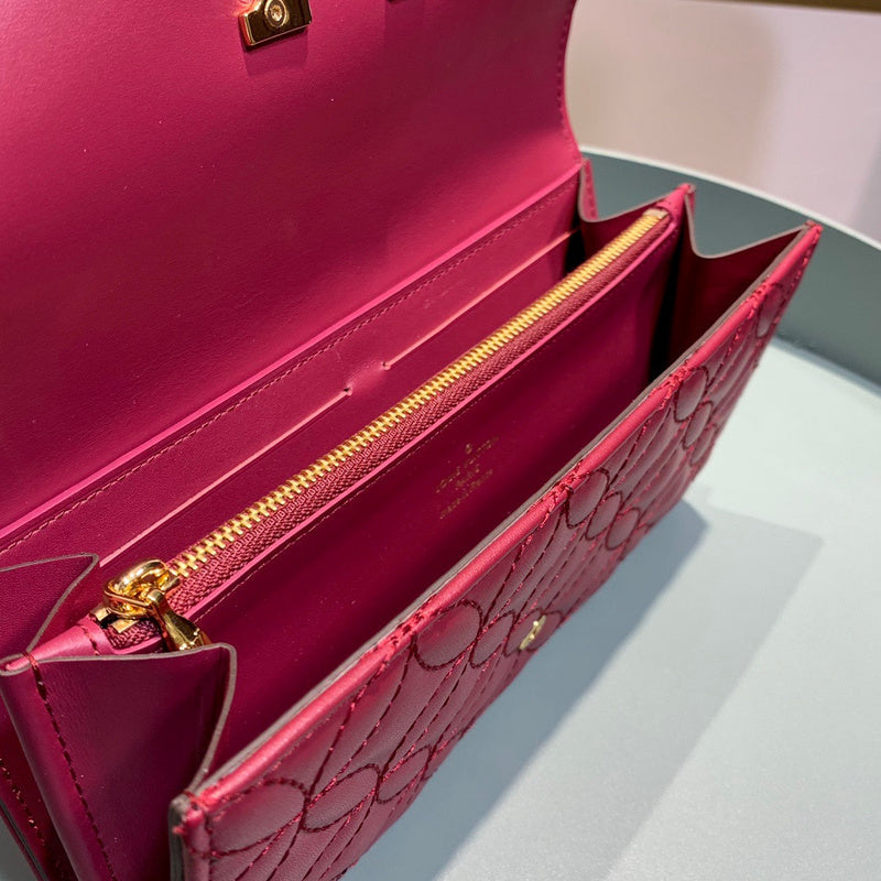 LOV2 Bags - Luxurious Bags  1884