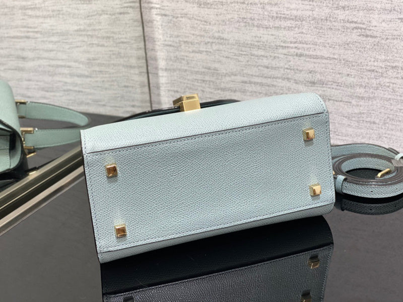 ELE - HMS Bags - 004