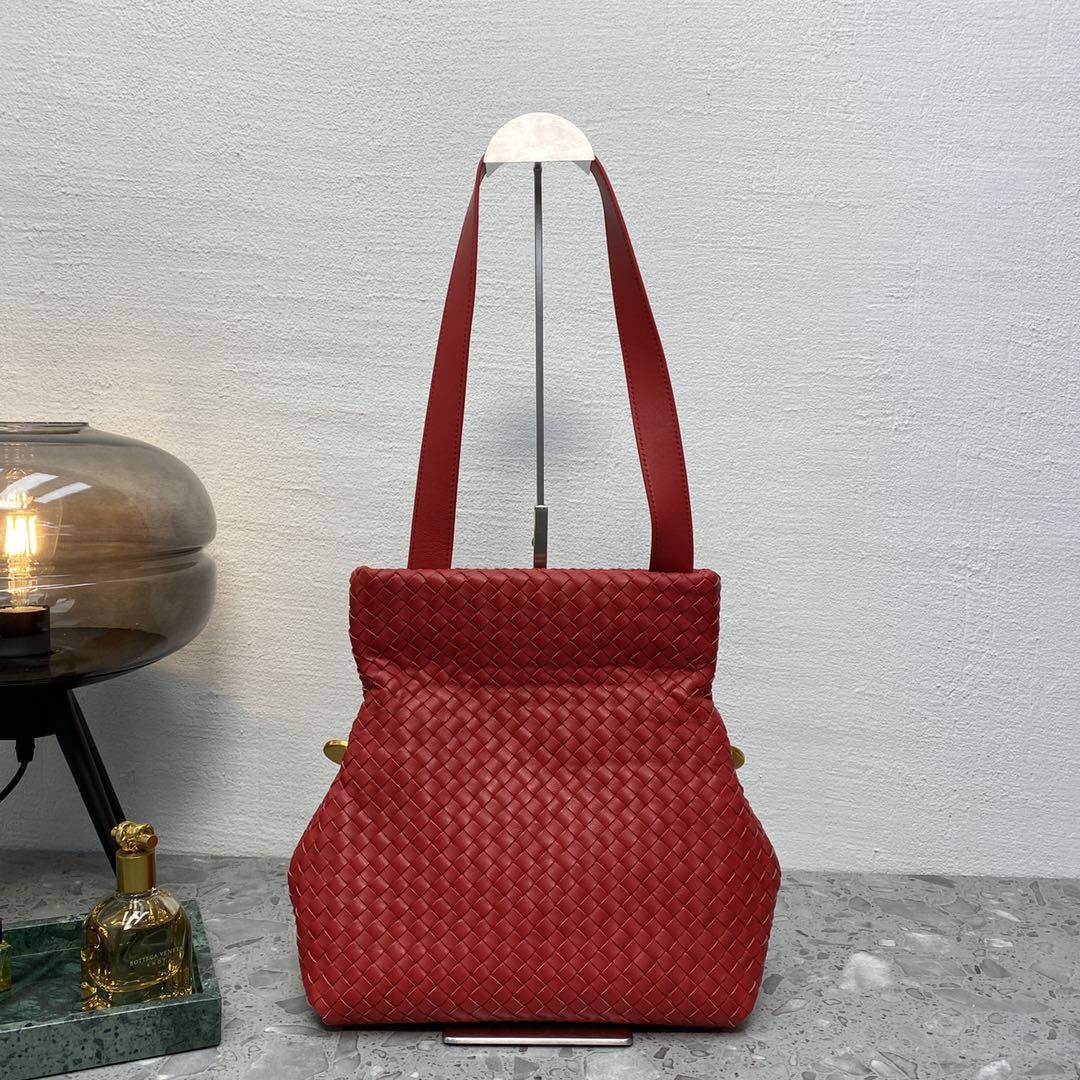 GLAMI Intrecciato Shoulder Bag Red, For Women, WomenÃƒÂ¢Ã¢â€šÂ¬Ã¢â€žÂ¢s Bags 10.2in/26cm