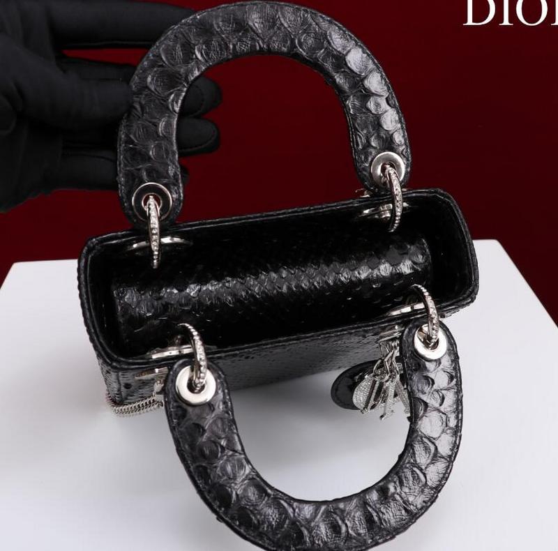SAMCC - DOR Bags - 097