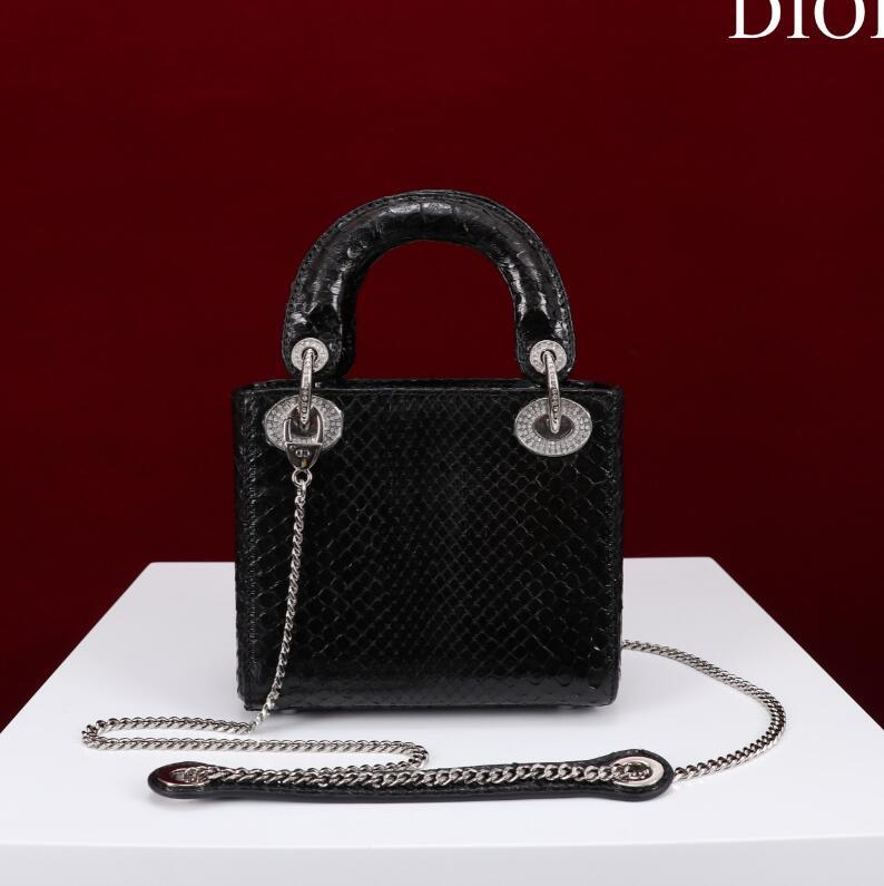 SAMCC - DOR Bags - 097