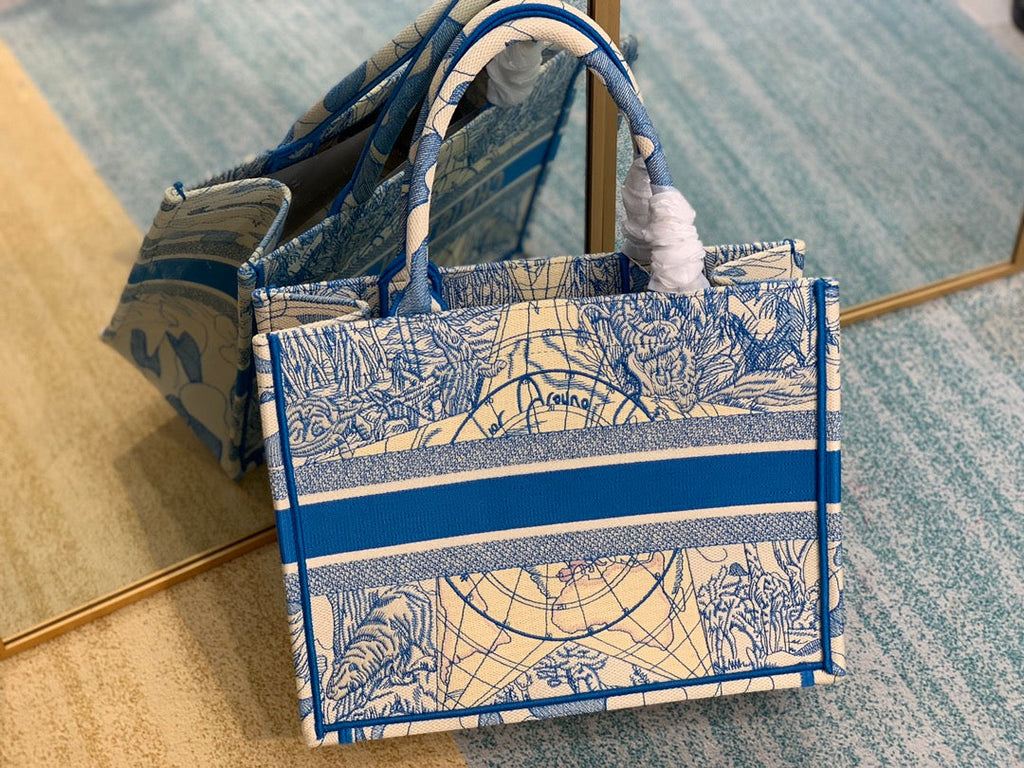 GLAMI MeGLAMIum Book Tote Bag By Maria Grazia Chiuri For Women 14in/36cm CD