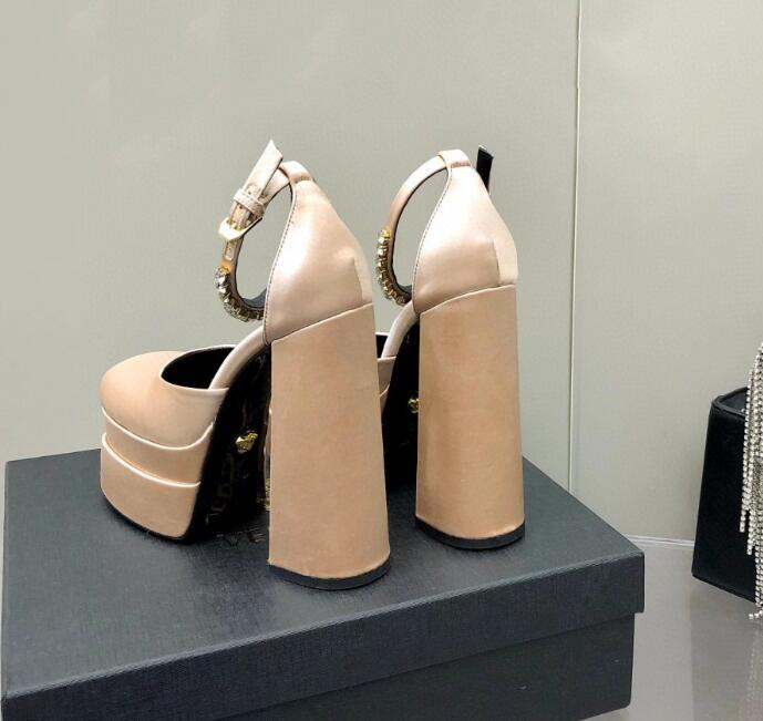 SAMC - VAR Women Shoes - 130
