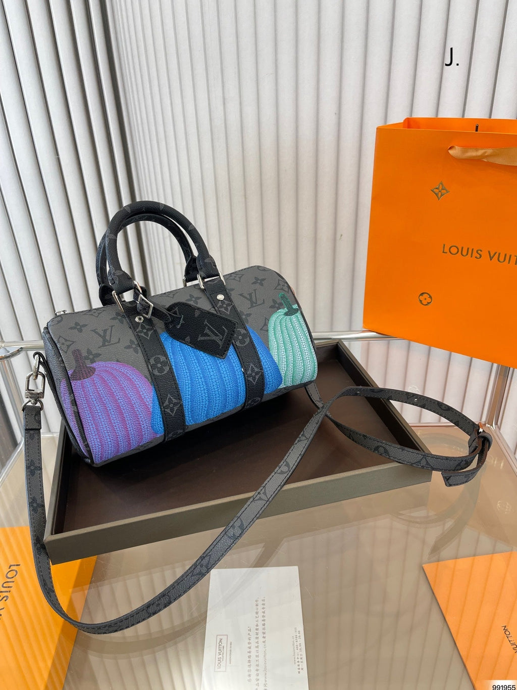 EN - New Arrival Bags LUV 676