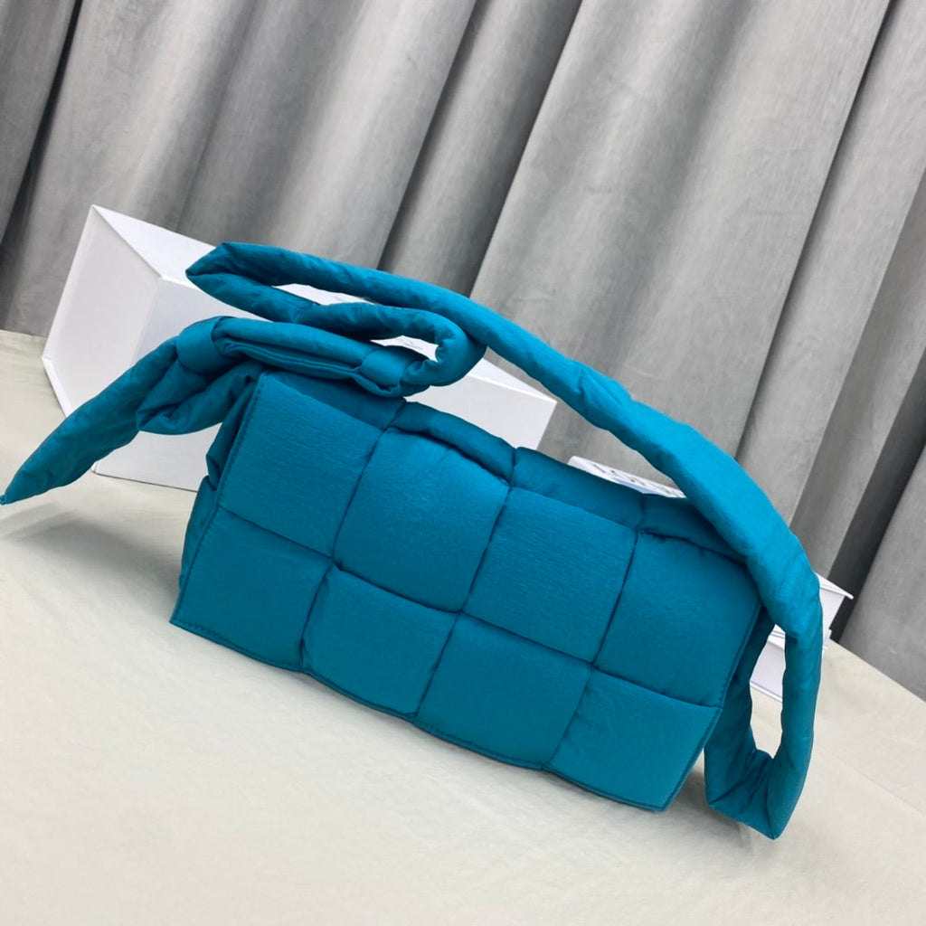 BV Padded Tech Cassette Bag For Women 11.8in/30cm In Blue 628951VBO814634