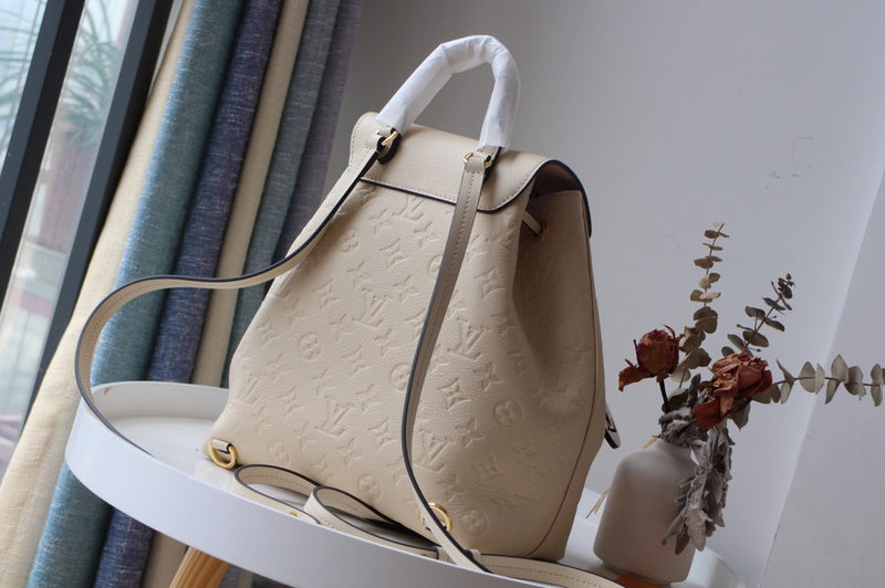 LOV2 Bags - Luxurious Bags  2823