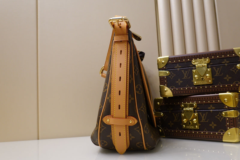 LOV2 Bags - Luxurious Bags  1556