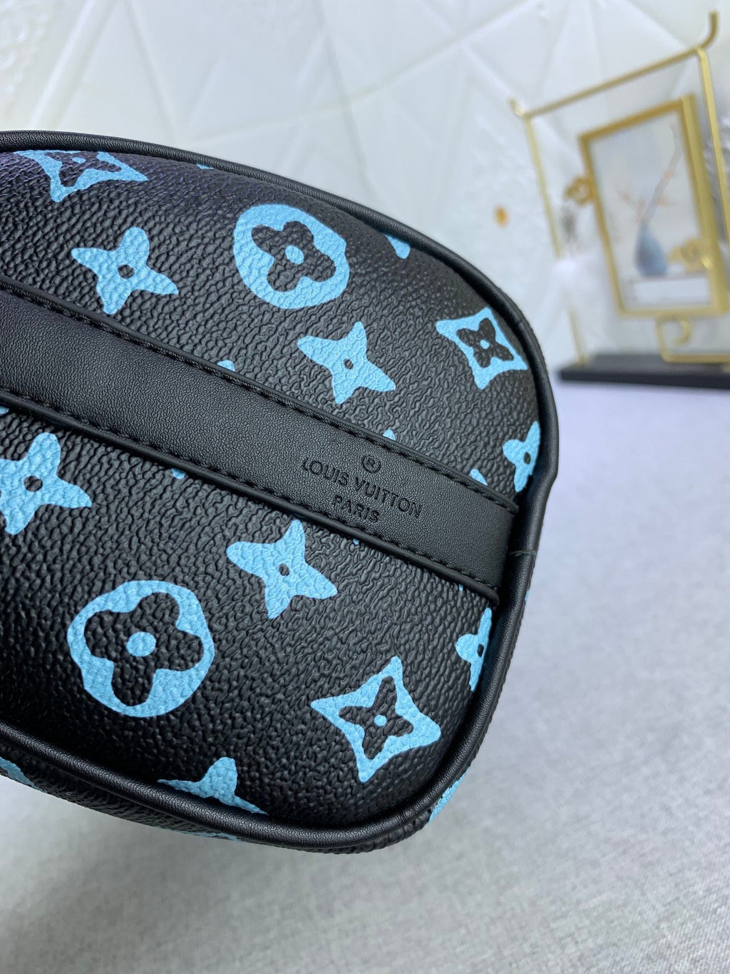 EN - New Bag LUV 643
