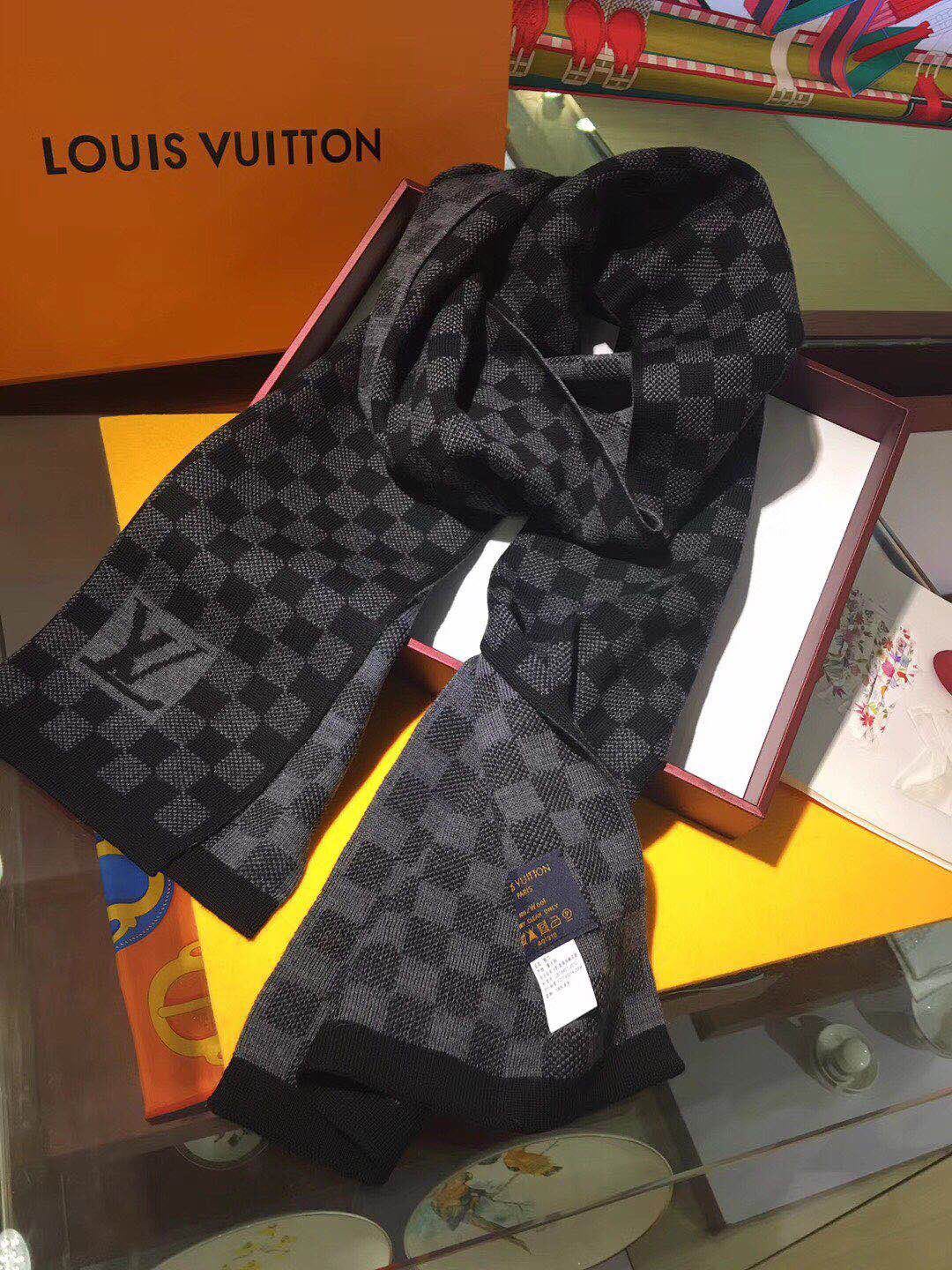 EN - Luxury LUV  Scarf 030