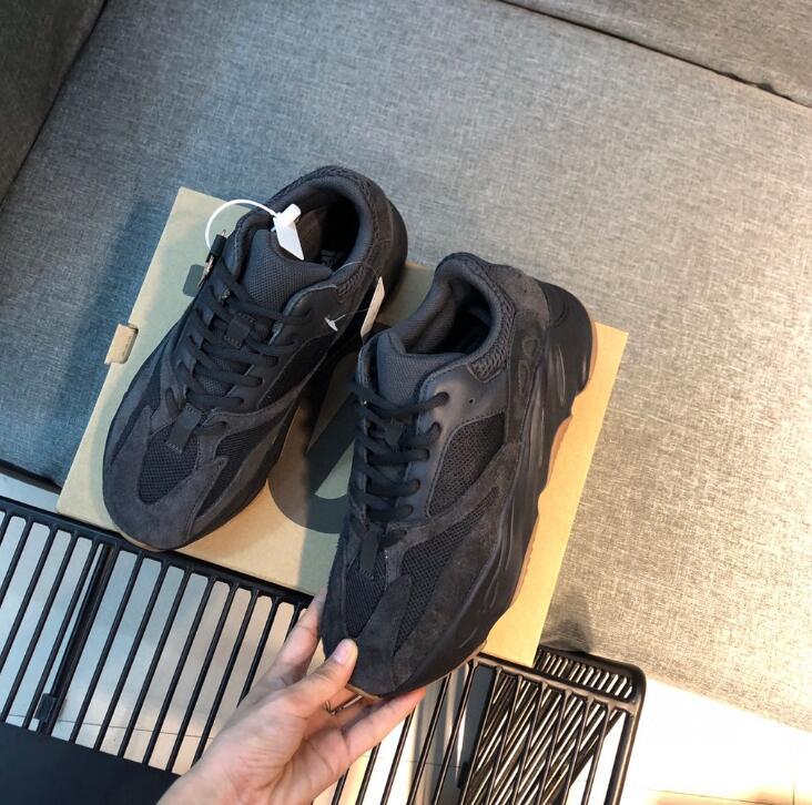SAMC - YZO Sneakers - 360