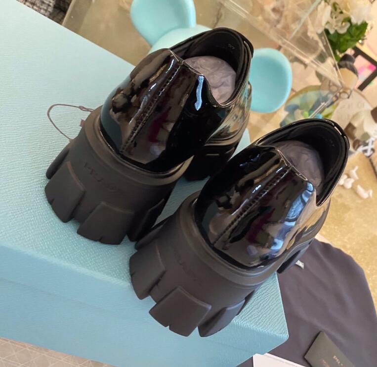 GlamyWomen Shoes - 684