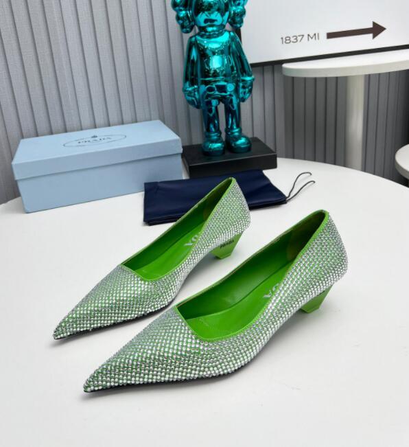 GlamyWomen Shoes - 122