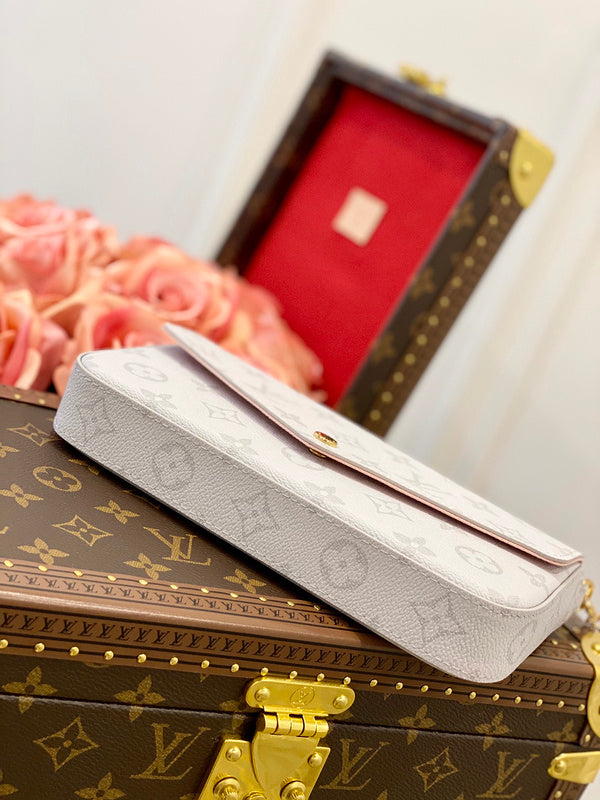 LOV2 Bags - Luxurious Bags  2606