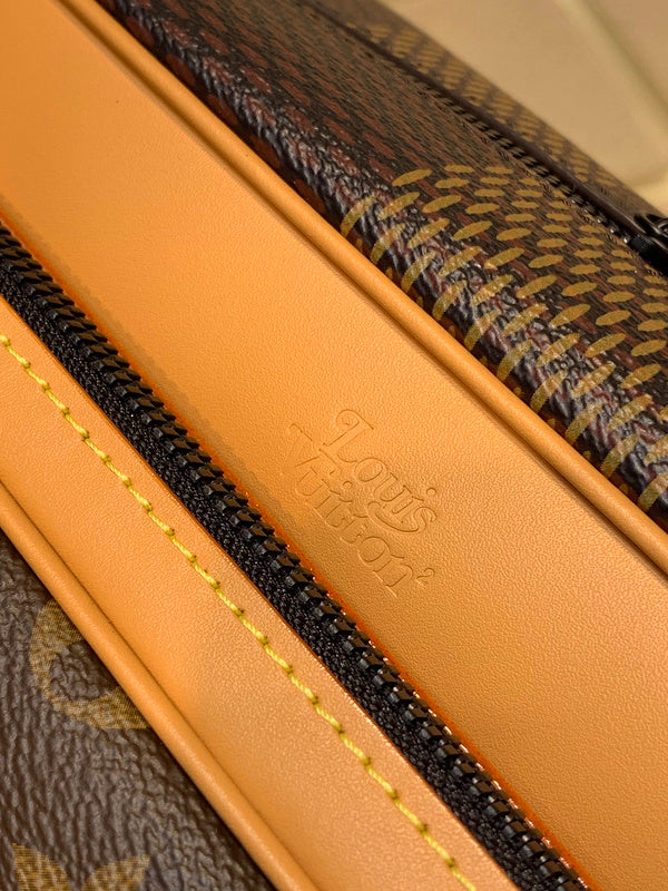 LOV2 Bags - Luxurious Bags  2650