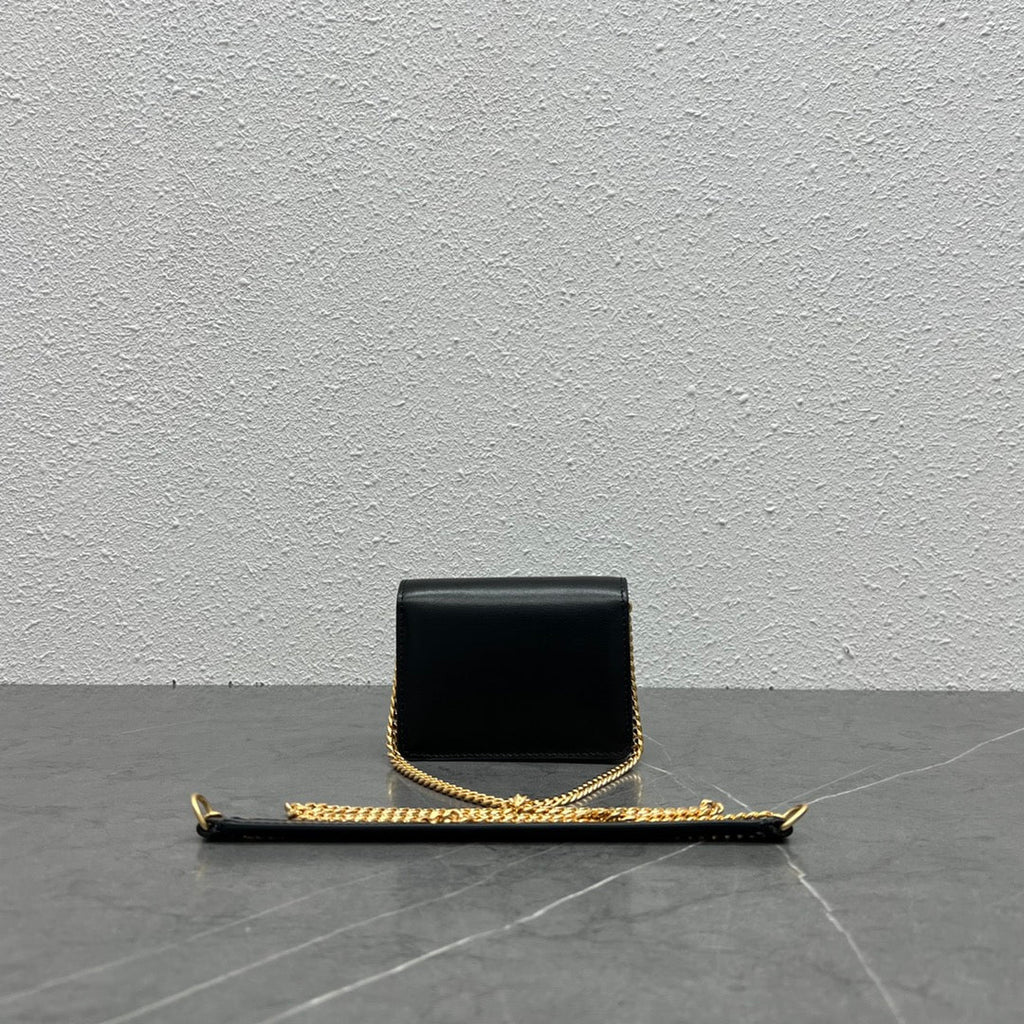 CE Card Holder On Chain Triomphe Black For Women 4in/11cm 10J743DPV.38NO