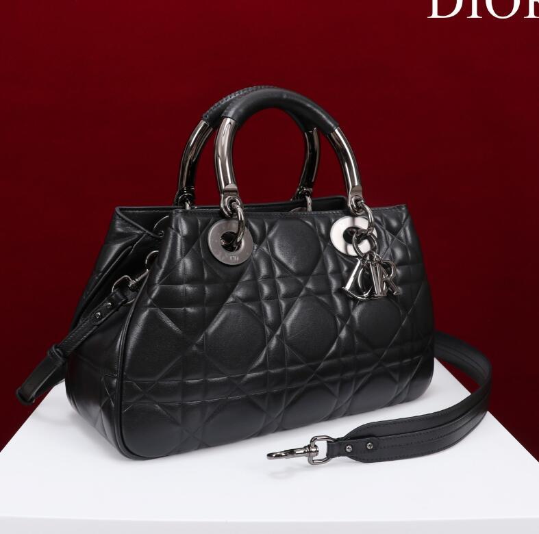SAMCC - DOR Bags - 094