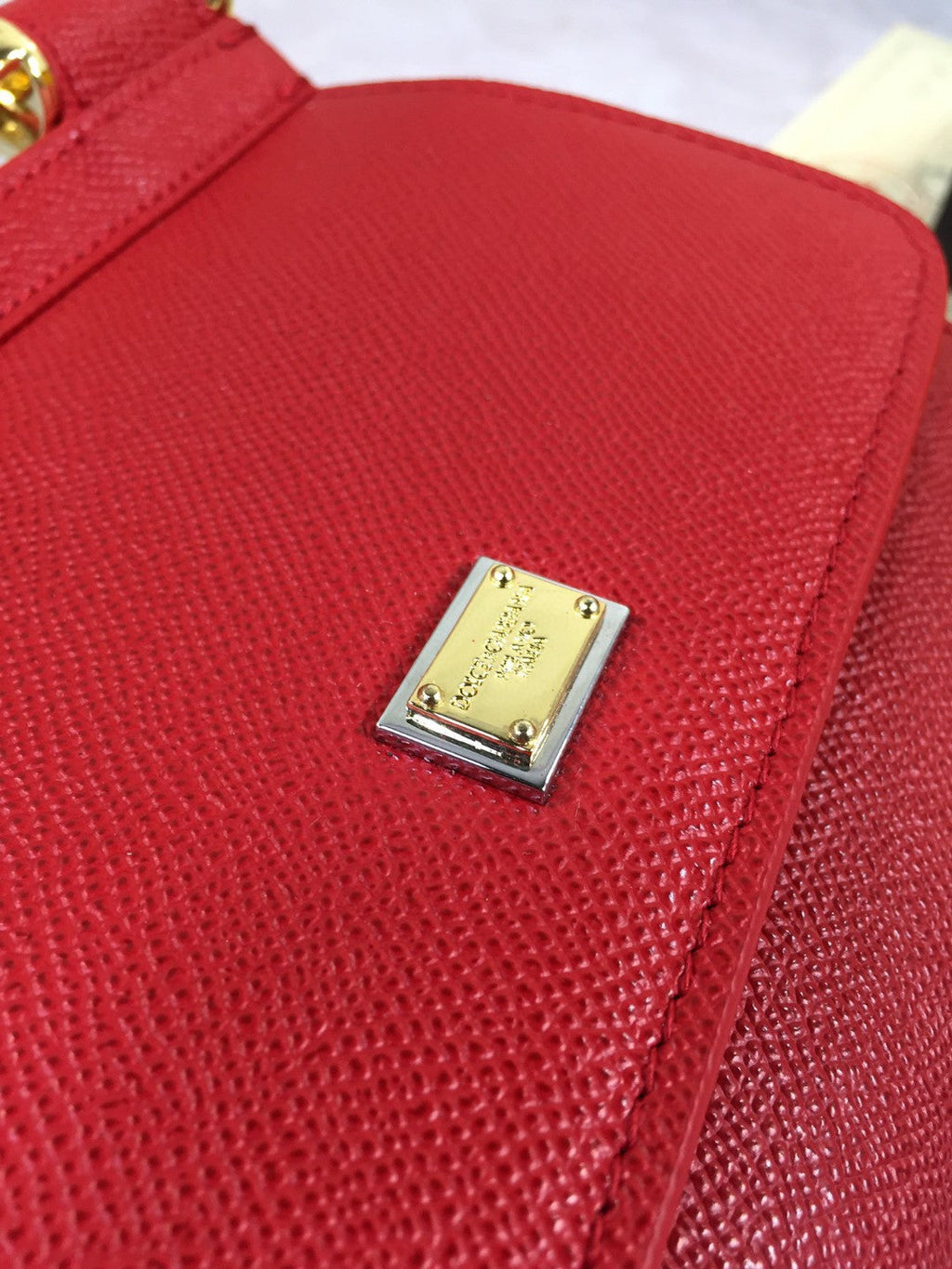 GLAMI MeGLAMIum Sicily Handbag In Dauphine Red For Women 10.2in/26cm GLAMI GLAMI4347A100180303