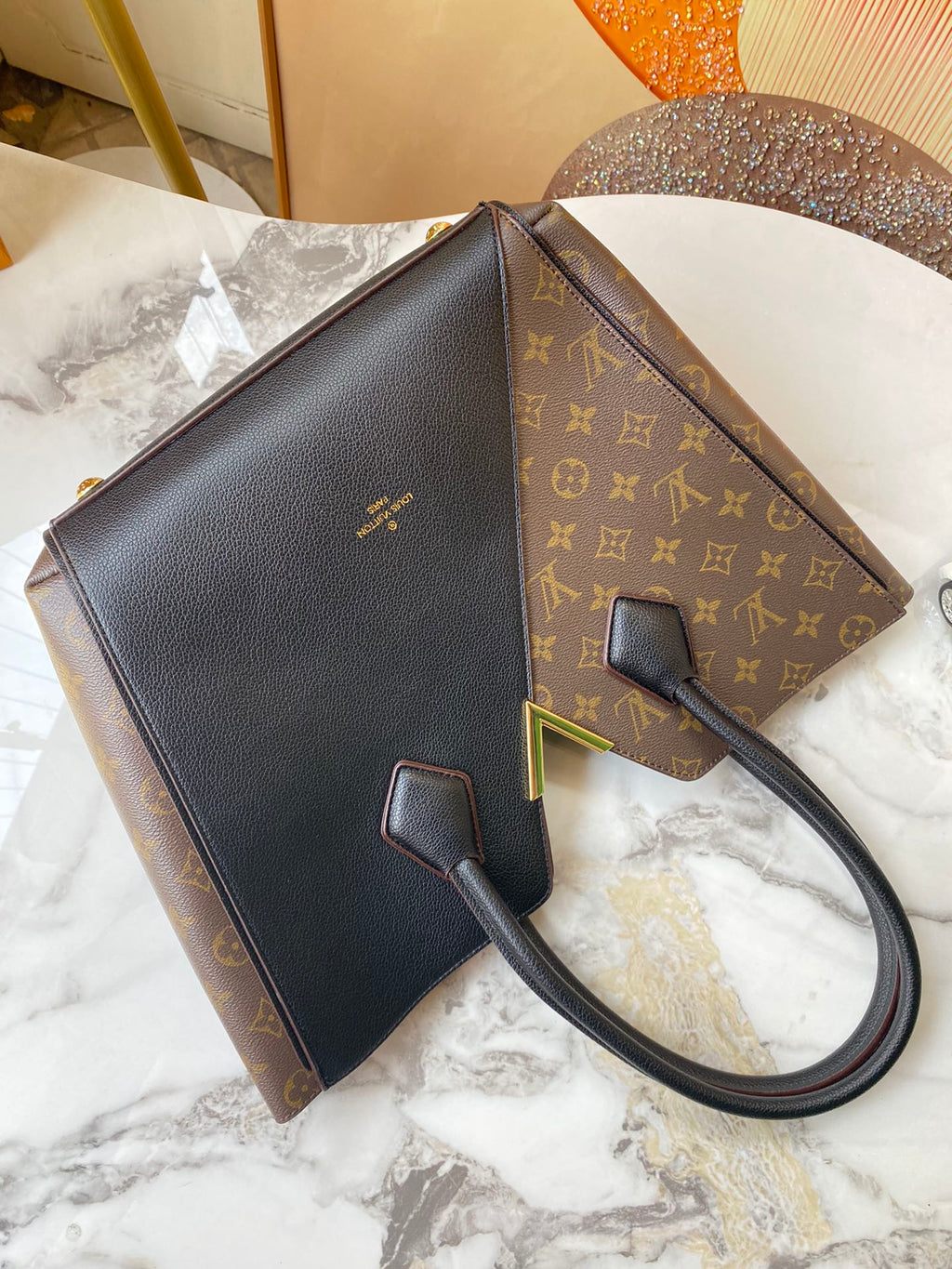 EN - Luxury Bags LUV 782