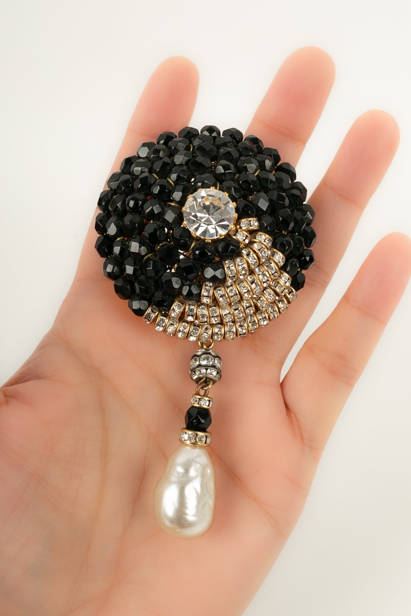 Broche Valentino (AttribuÃƒÆ’Ã‚Â©e ÃƒÆ’Ã‚Â )