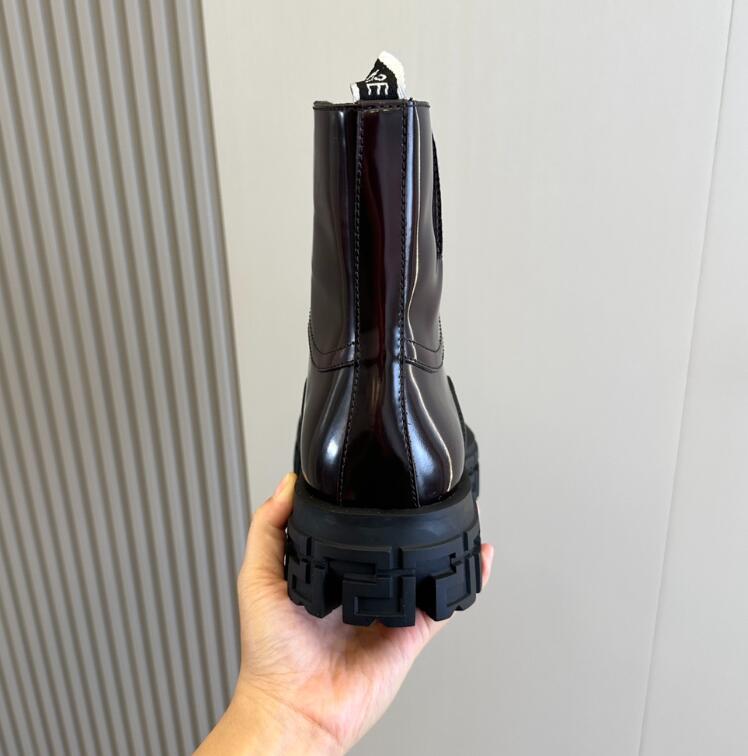 SAMC - VAR Men Shoes - 004