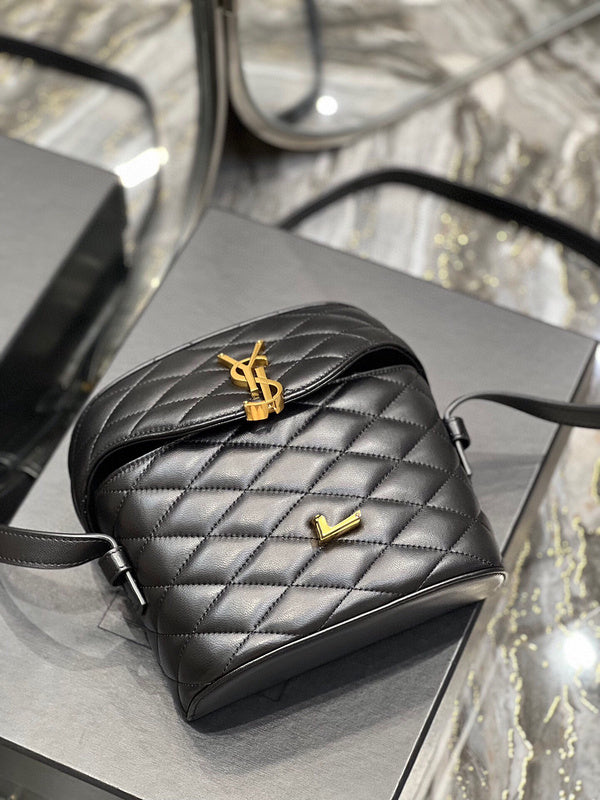 ELE SLY Bags - 526
